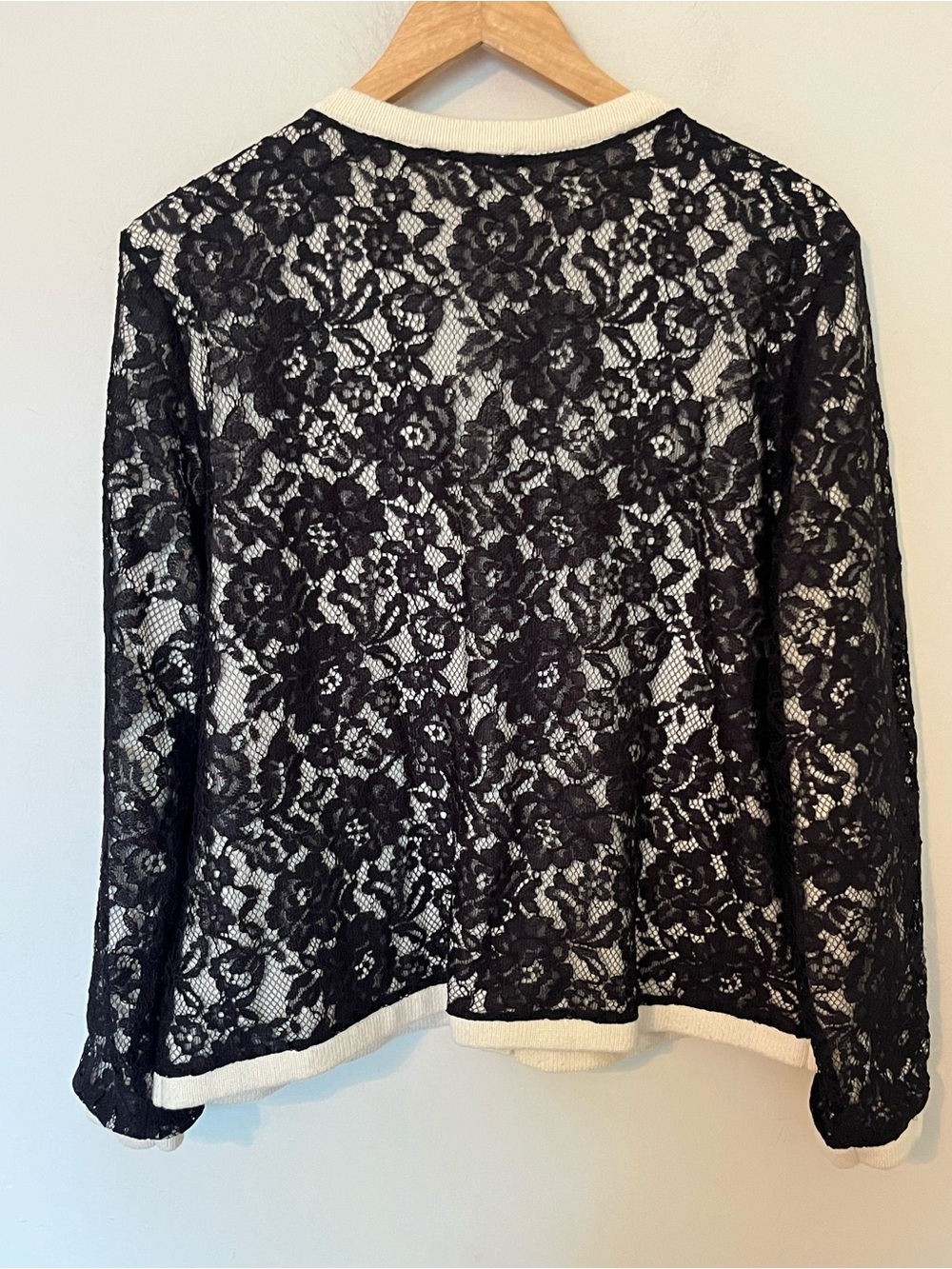 Talbots Lace Overlay Cardigan Jacket Black Cream Pearl Button Size Large - Picture 10 of 12